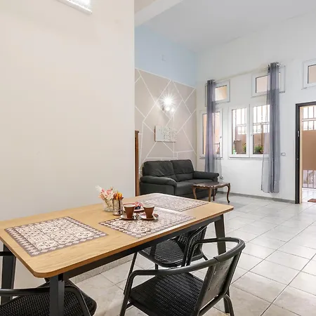 Civico 35 Cozy Loft Lägenhet